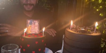 اقوى الرجال واكثرهم طموح.. هاجر احمد تحتفل بعيد ميلاد زوجها