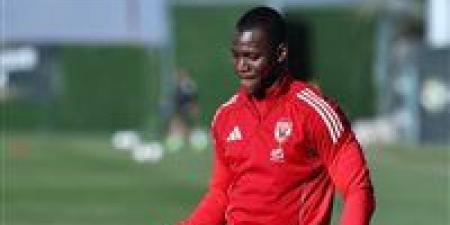 غموض يحيط بمستقبل أليو ديانج في الأهلي.. وشوبير يكشف المستور