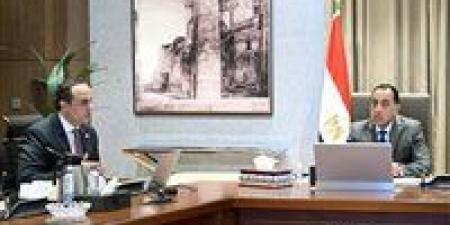 رئيس الوزراء يتابع استعدادات المرحلة الثانية للتأمين الصحي الشامل: أولوية قصوى لجودة الخدمة وكرامة المواطن