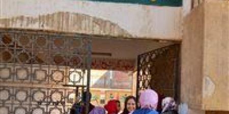 إقبال لافت على لجان الاقتراع ببنها