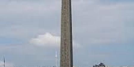 كيف نقلت المسلات المصرية إلى أوروبا؟