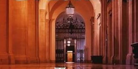 ماذا يقرأ الغرب؟.. الروايات الأكثر مبيعًا بقائمة نيويورك تايمز