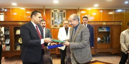 محافظ أسيوط يشهد توقيع بروتوكول تعاون مع بنك مصر لتسويق الأصول وتعظيم العائد الاستثماري