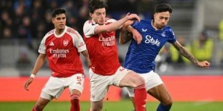 أرسنال يستعيد صدارة ترتيب الدورى الإنجليزى بفوز صعب على حساب إيفرتون