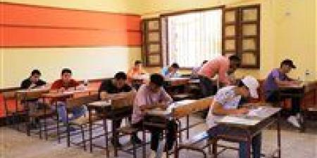 محظورات امتحانات نصف العام 2026 ..ضوابط صارمة داخل اللجان لضمان العدالة والانضباط