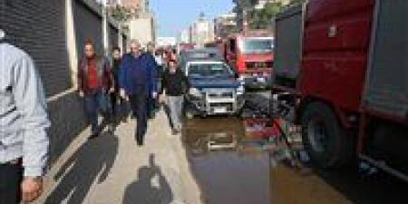 محافظ الغربية ومدير الأمن يتابعان ميدانيًا جهود السيطرة على حريق مسرح مدرسة طنطا الزراعية