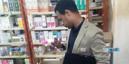 ضبط 38 صنفًا دوائيًا مخالفًا في حملة مكبرة بأسوان