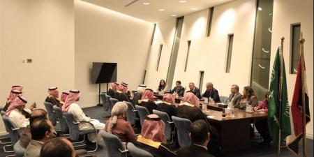 تفاصيل لقاء وزير السياحة والآثار مع وزير الحج والعمرة بالسعودية