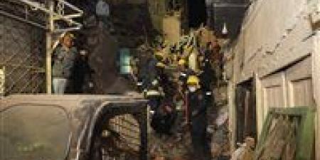 انهيار عقار إمبابة.. 3 وفيات و8 مصابًا وعمليات الإنقاذ مستمرة