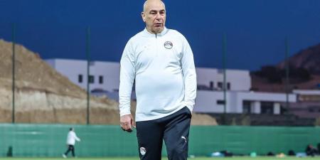 حسام حسن يدرس تعديل دفاع منتخب مصر قبل مواجهة جنوب أفريقيا