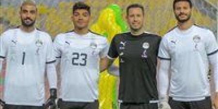 خلاف قديم يحرم أحمد الشناوي من المشاركة أساسياً مع منتخب مصر تحت قيادة حسام حسن