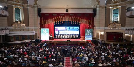 احتفالية كبرى بعيد العلم العشرين في جامعة القاهرة