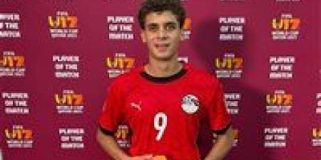 "لست سعيد بمستواك".. أحمد شوبير يهاجم حمزة عبد الكريم لاعب الأهلي