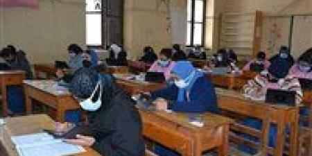 اختبار تجريبي إلكتروني لطلاب أولى ثانوي في مادة اللغة العربية باستخدام التابلت استعدادًا لامتحانات نصف العام