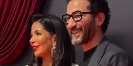 حقيقة انفصال أحمد حلمي ومنى زكي.. الإعلامية عبلة سلامة تكشف