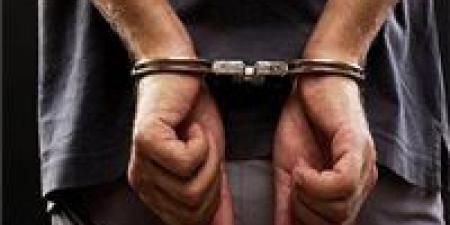 القبض على المتهم بإنهاء حياة والدته بسبب مشغولات ذهبية بالمنيا