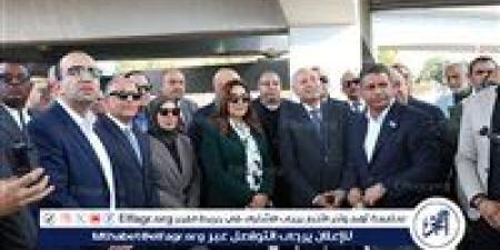 وزيرة التنمية المحلية والمحافظ يفتتحان مركز الإسماعيلية التجاري