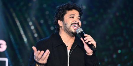 بالصور.. مصطفى حجاج يواصل تألقه في ويشعل حفله الثاني بال "كريسماس" فى العاصمة الجديدة