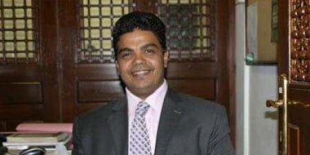 «ناقد ومشروع» يتناول أعمال سيد ضيف الله فى بيت الشعر العربى