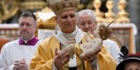 بابا الفاتيكان يندد: الفلسطينيون يُجبرون على الاحتماء فى خيام وسط مطر وبرد