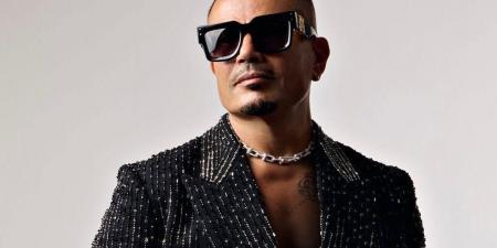 متخطيًا 200 مليون مشاهدة.. أغنية بابا لـ عمرو دياب تضرب رقمًا قياسيًا