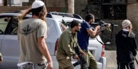 مستوطنون يهاجمون تجمع خلة السدرة قرب مخماس شرق القدس