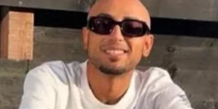 غيبوبة تامة واشتباه زهايمر.. تفاصيل الأيام الأخيرة في حياة مطرب المهرجانات دقدق