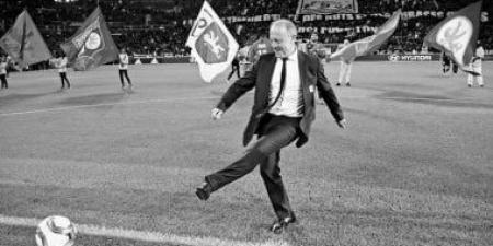 عام الوداع الكبير.. 2025 شاهد على رحيل مشاهير الرياضة العالمية