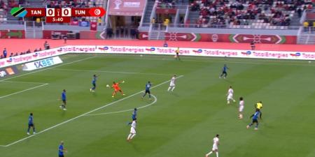 منتصف الشوط الأول: استمرار التعادل السلبي بين منتخب تونس وتنزانيا في كأس أمم أفريقيا