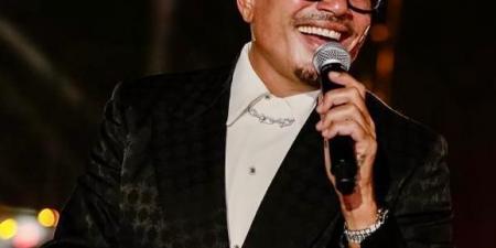 عمرو دياب الأعلى استماعا في الشرق الأوسط وشمال إفريقيا على "سبوتيفاي" في 2025