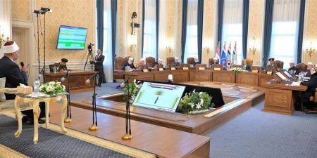 الرئيس السيسي يشهد اختبارات كشف الهيئة لحاملي درجة الدكتوراه من "دعاة وزارة الأوقاف"