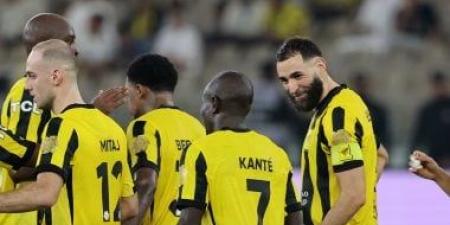 الاتحاد يواجه نيوم في مواجهة متكافئة بالدوري السعودي