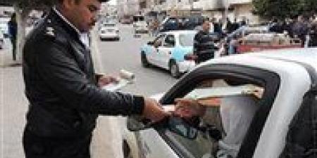 الداحلية تكشف حقيقة توقيع غرامتين على سائق دون وجه حق