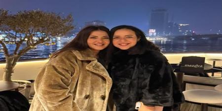 بكلمات معبرة.. إيمي سمير غانم تهنئ دنيا سمير غانم بعيد ميلادها