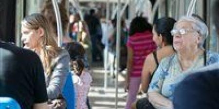 غرامة وحبس مشدد لمن يرتكب التحرش فى وسائل النقل