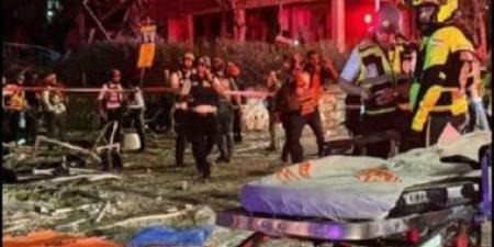 الحرس الثوري يستهدف وسط إسرائيل بصواريخ متعددة الرؤوس