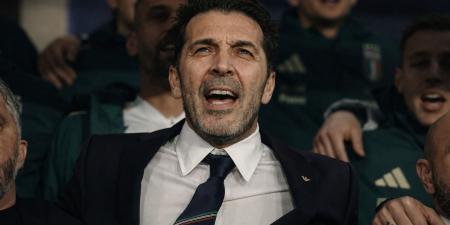 بوفون يعلن استقالته من تدريب حراس منتخب إيطاليا بعد الخسارة أمام البوسنة