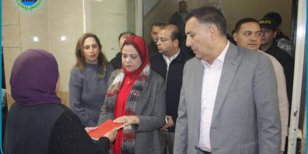 محافظ القليوبية يقود حملات ضبط الأسواق ويتفقد التأمين الصحي ببنها