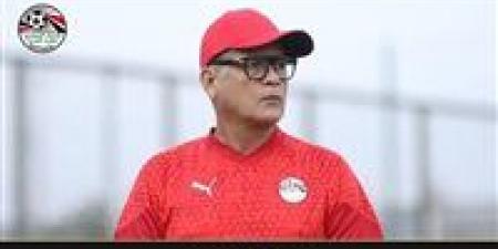 أوسكار رويز يعقد اجتماعًا موسعًا مع حكام دوري "نايل"