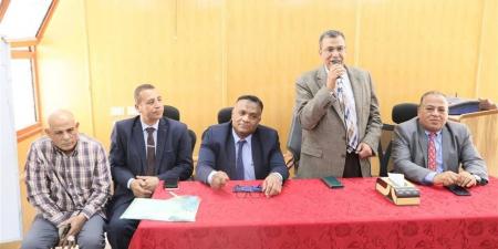 "تعليم الوادي الجديد والتنظيم والإدارة" يدشنان برنامجًا تدريبيًا لتأهيل مديري مدارس باريس