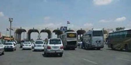 مشاهد تظهر إخلاء معبر المصنع الحدودى بين لبنان و سوريا