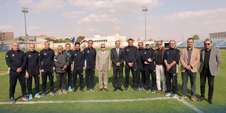 رئيس هيئة قناة السويس يقدم التهنئة للفريق بالصعود للدوري الممتاز بعد غياب 12 عام