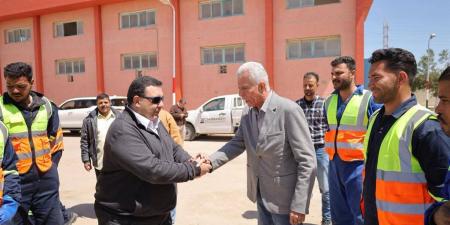 مستشار رئيس الوزراء يتفقد رافع مياه صلاح العبد بالبحيرة