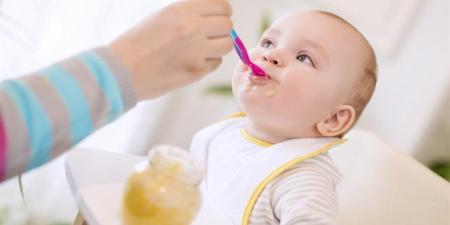 كيف تتعامل مع الأطفال الرضع مع تغير الفصول؟.. نصائح مهمة لحمايتهم من الأمراض الموسمية