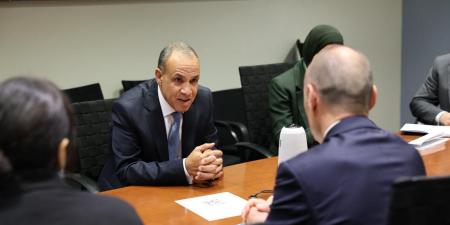 وزير الخارجية يلتقي بوفد الوكالة الإيطالية للتعاون التنموي في واشنطن.. ماذا دار في الاجتماع؟