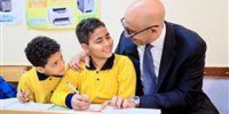 وزير التعليم: المعلم أساس العملية التعليمية.. والبرمجة والثقافة المالية مفتاح وظائف المستقبل