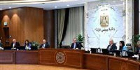 رئيس الوزراء يتابع الموقف التنفيذي لمشروعي "رأس الحكمة" و "شمس الحكمة" بالساحل الشمالي