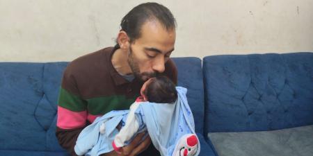 الحمد لله روحي رجعت ليا .. والدة الطفلة المختطفة من مستشفي الحسين : رجعت بفضل جهود الداخلية