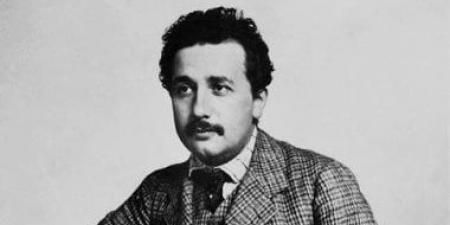 ذاكرة اليوم.. صدور العدد الأول من مجلة المقطم ورحيل ألبرت أينشتاين