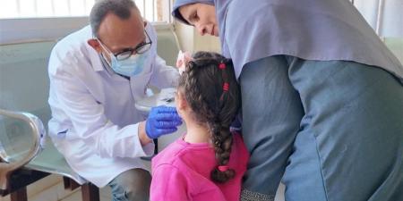 قوافل الهلال الأحمر تصل البحيرة.. تقديم دعم شامل لأهالي قرية النجيلة